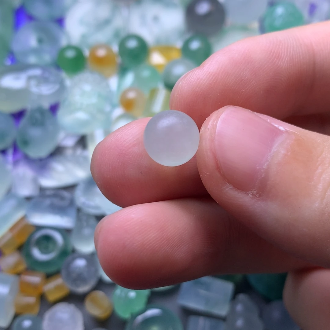 定制翡翠未镶嵌珠子