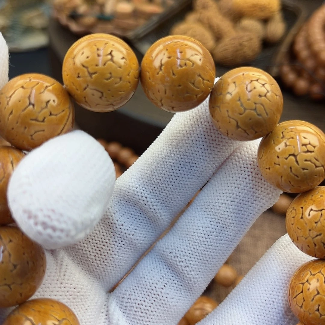 木质雨**安17加黄财神桃核