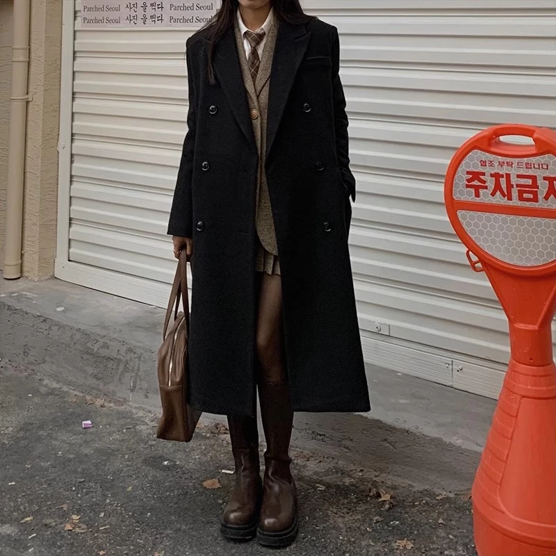 黑色西装毛呢大衣女秋冬季新款赫本风高级感加厚正肩呢子外套