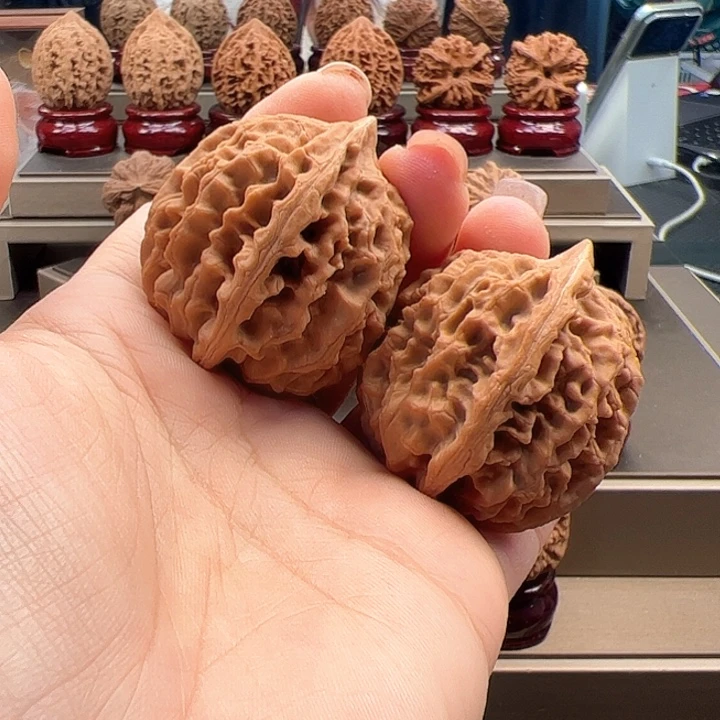 把件文玩核桃38 寿桃 z-012