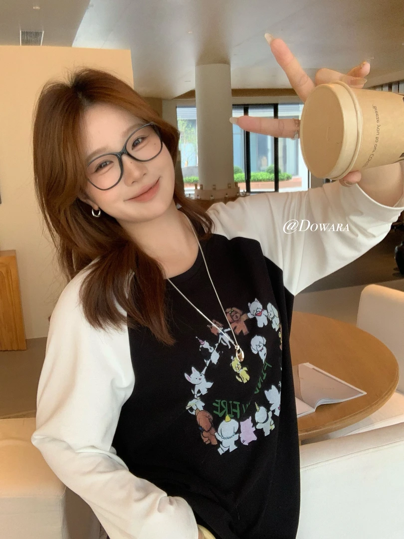 现货2560X大婉酱肉肉微胖定制【萌宠圆舞曲】宽松减龄插肩袖上衣