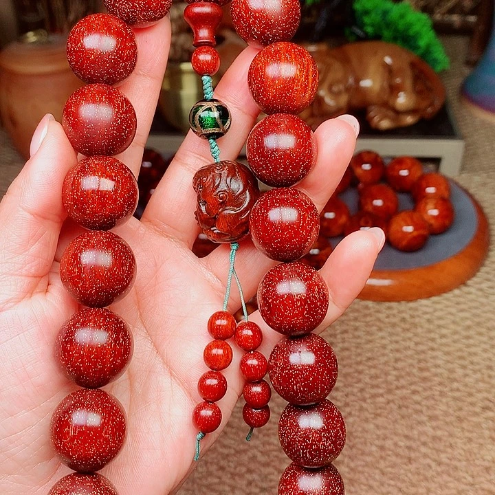 檀香紫檀（小叶紫檀）桃2红手持