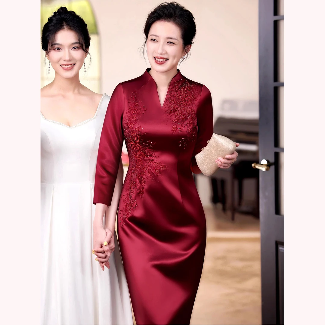 三醋酸礼服喜婆婆婚宴装高端刺绣钉珠妈妈旗袍敬酒服新款连衣裙