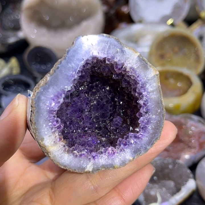 未镶嵌水晶珠宝半成品