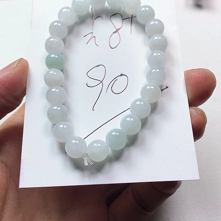 颈饰未镶嵌翡翠手串