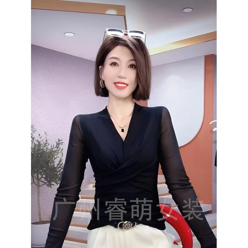 时髦网纱上衣黑色2025春秋大码遮肚显瘦长袖V领修身打底衫上衣潮t