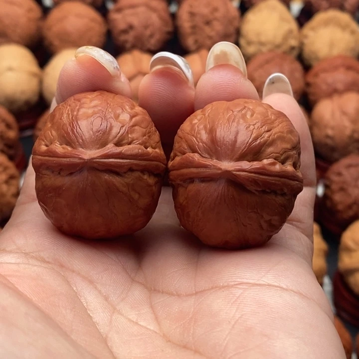 豆***丁核桃精品文玩核桃手捻