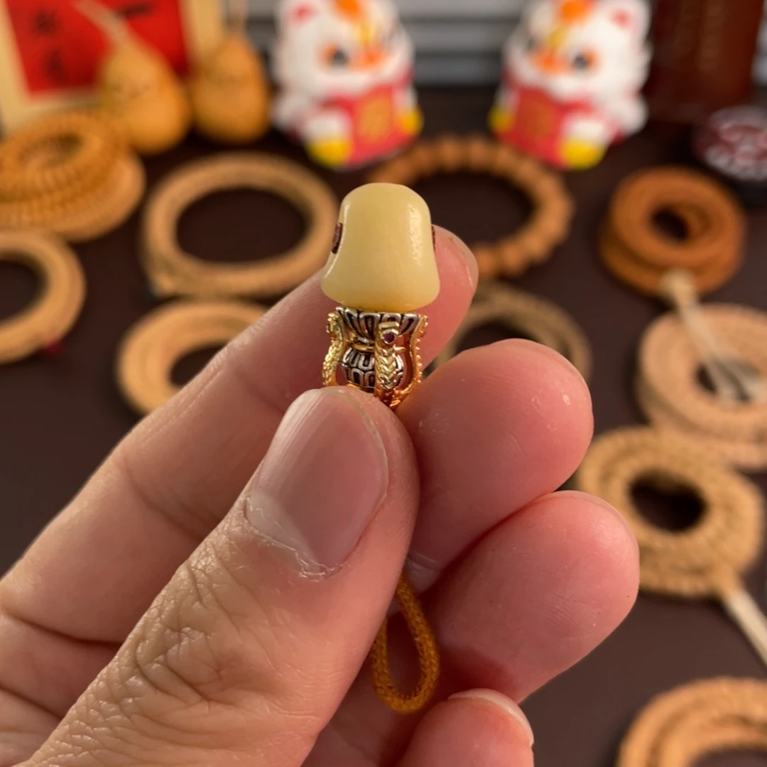 柏香籽/百香籽吊坠郭*驼骨分体三通