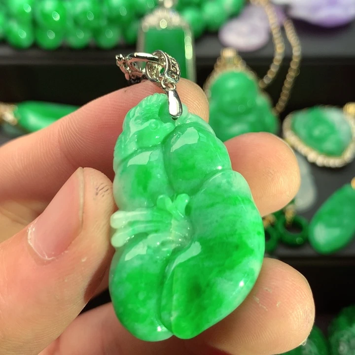 翡翠未镶嵌毛衣链