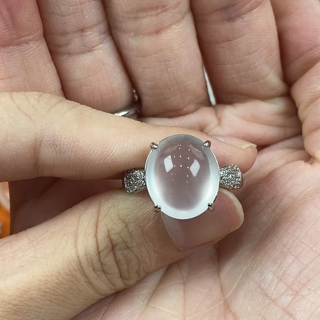 毛***球合金吊坠石英质玉