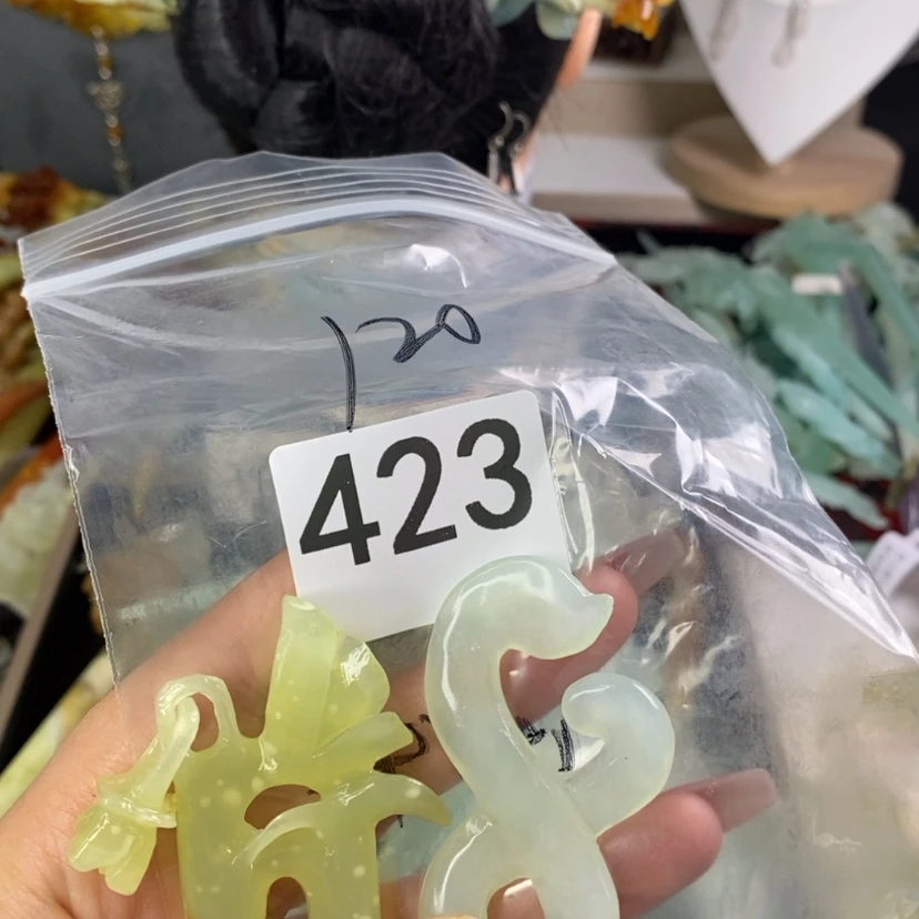 【闪购商品】岫玉发饰未镶嵌开*?