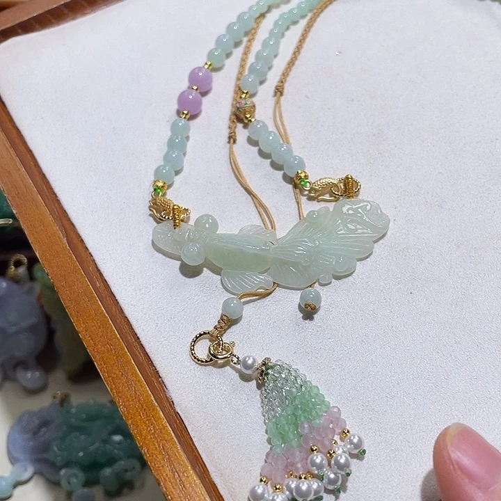 翡翠未镶嵌颈饰翡翠吊坠