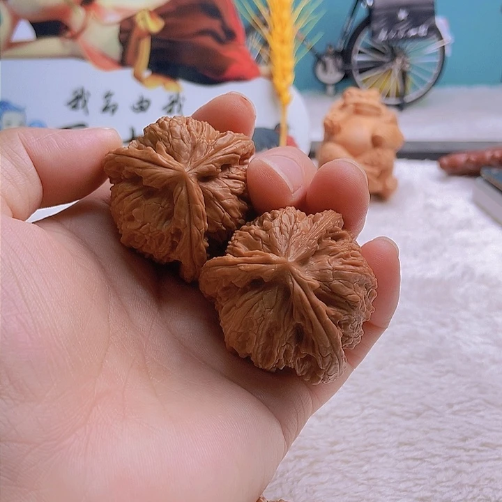 把件文玩核桃厷**殳三棱