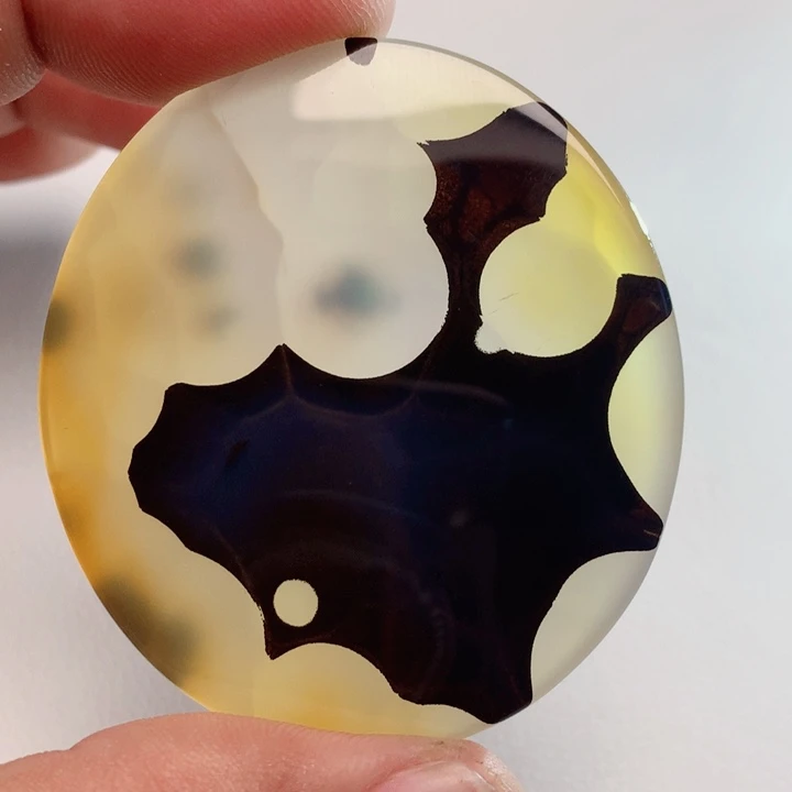 玛瑙/玉髓颈饰未镶嵌穿**空