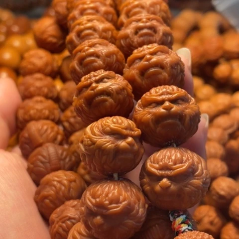 手串猴头核桃人**意舞台