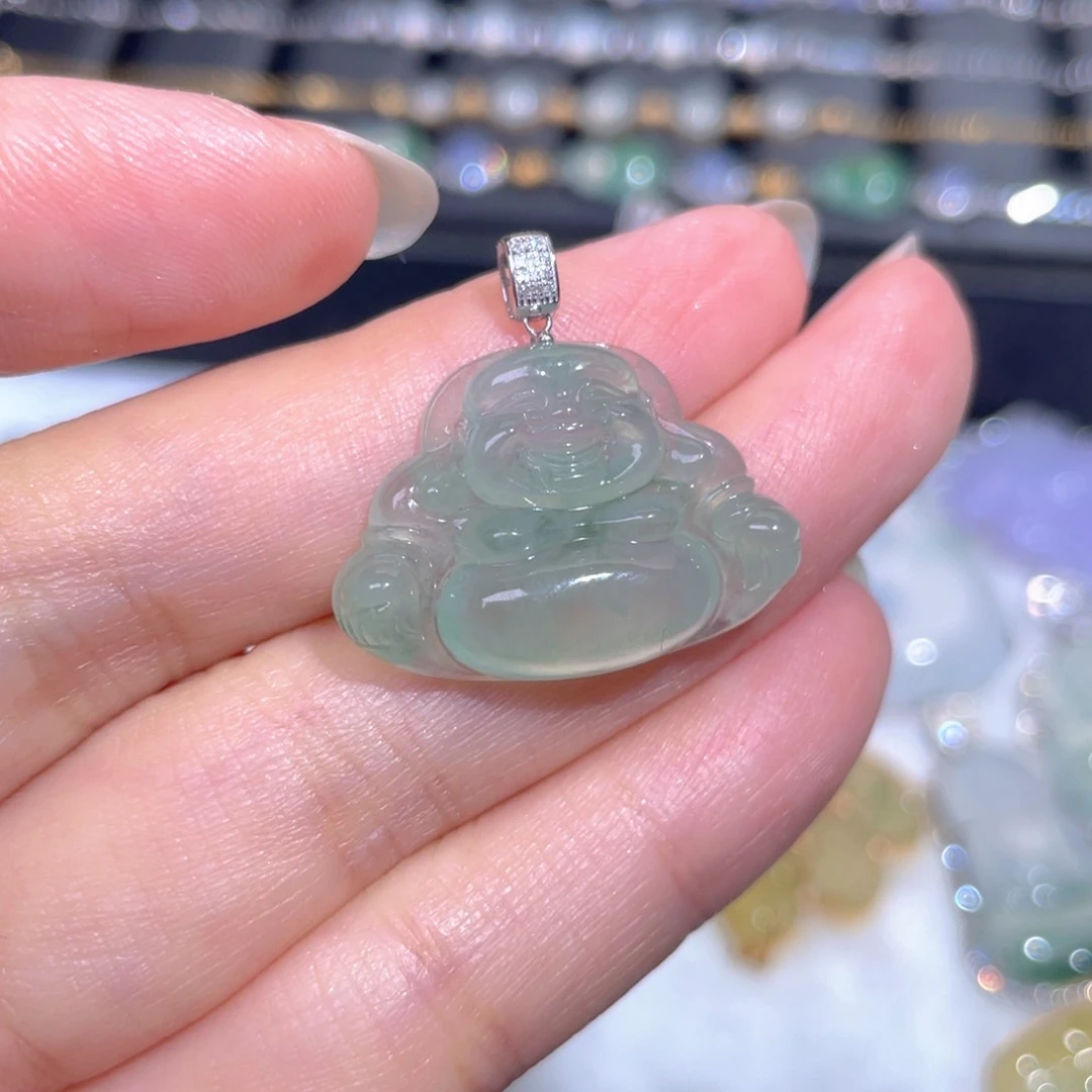 颈饰18K金镶嵌翡翠翡翠