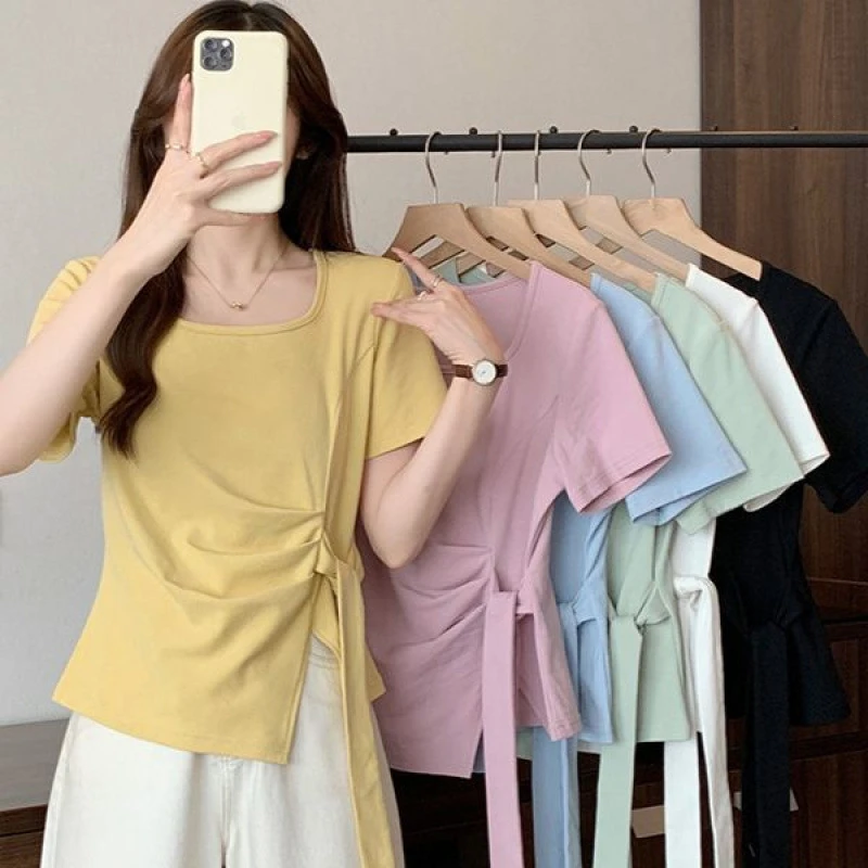 大码夏季修身黄色方领短袖T恤2025显瘦设计新款收腰开叉上衣胖mm