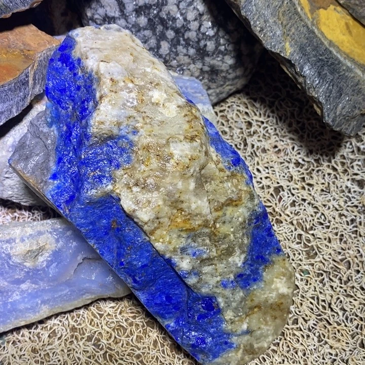 狼***里玛瑙/玉髓合金挂件青金石