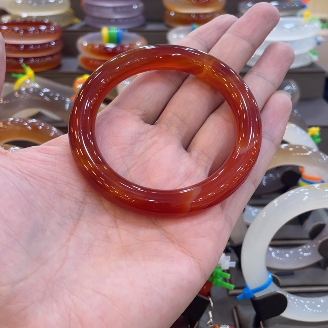 玛瑙/玉髓手镯未镶嵌