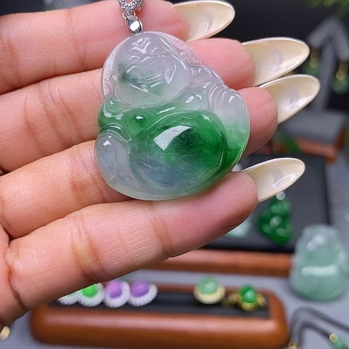 吊坠(赠链)未镶嵌翡翠