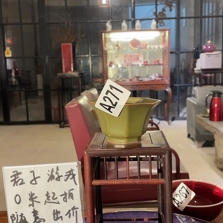 瓷片小*爺271 ajtxmjadjm