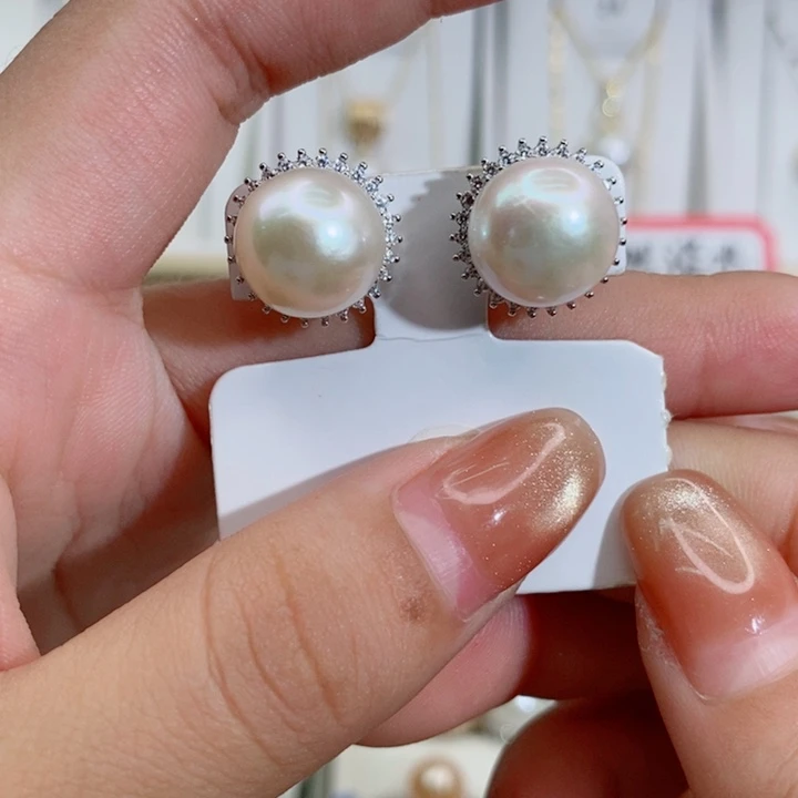 淡水珍珠耳饰未镶嵌