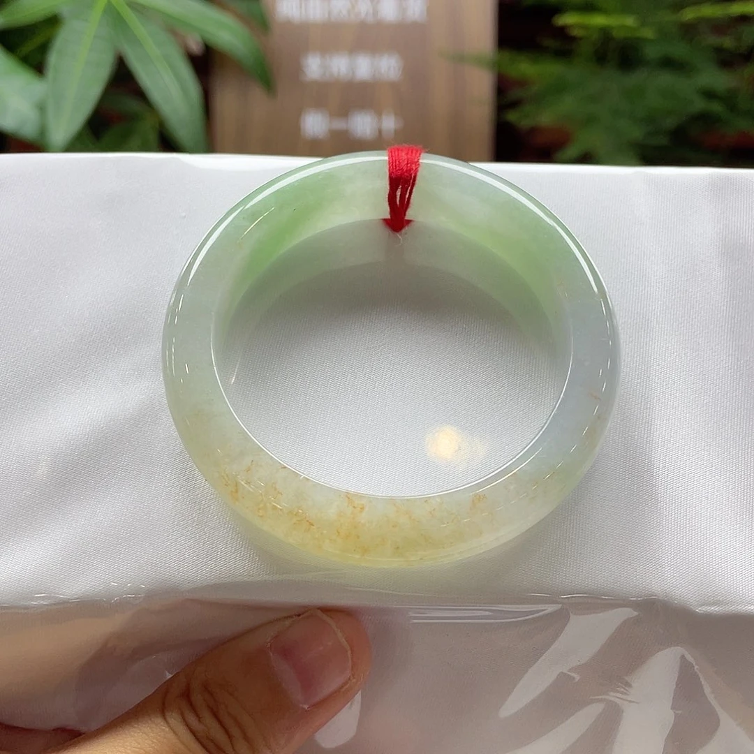 翡翠手镯未镶嵌2号链接