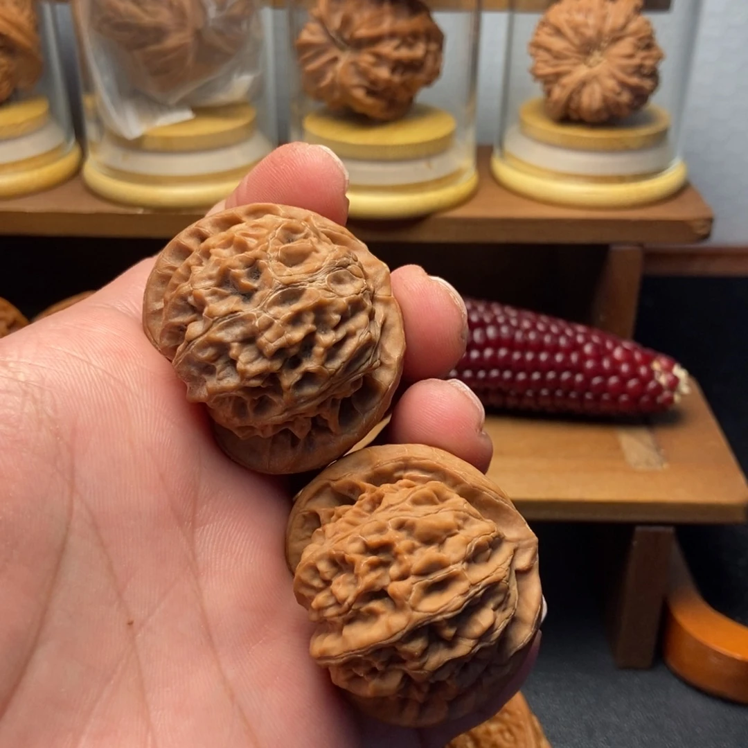 吊坠文玩核桃42全品宫灯