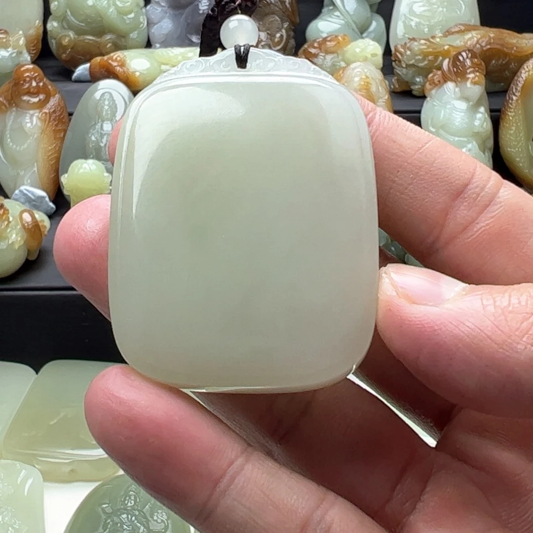 和田玉颈饰未镶嵌用****3