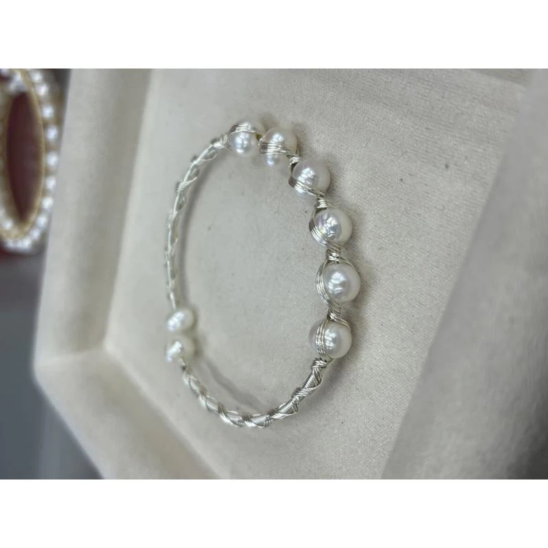 748.天然珍珠编织手镯