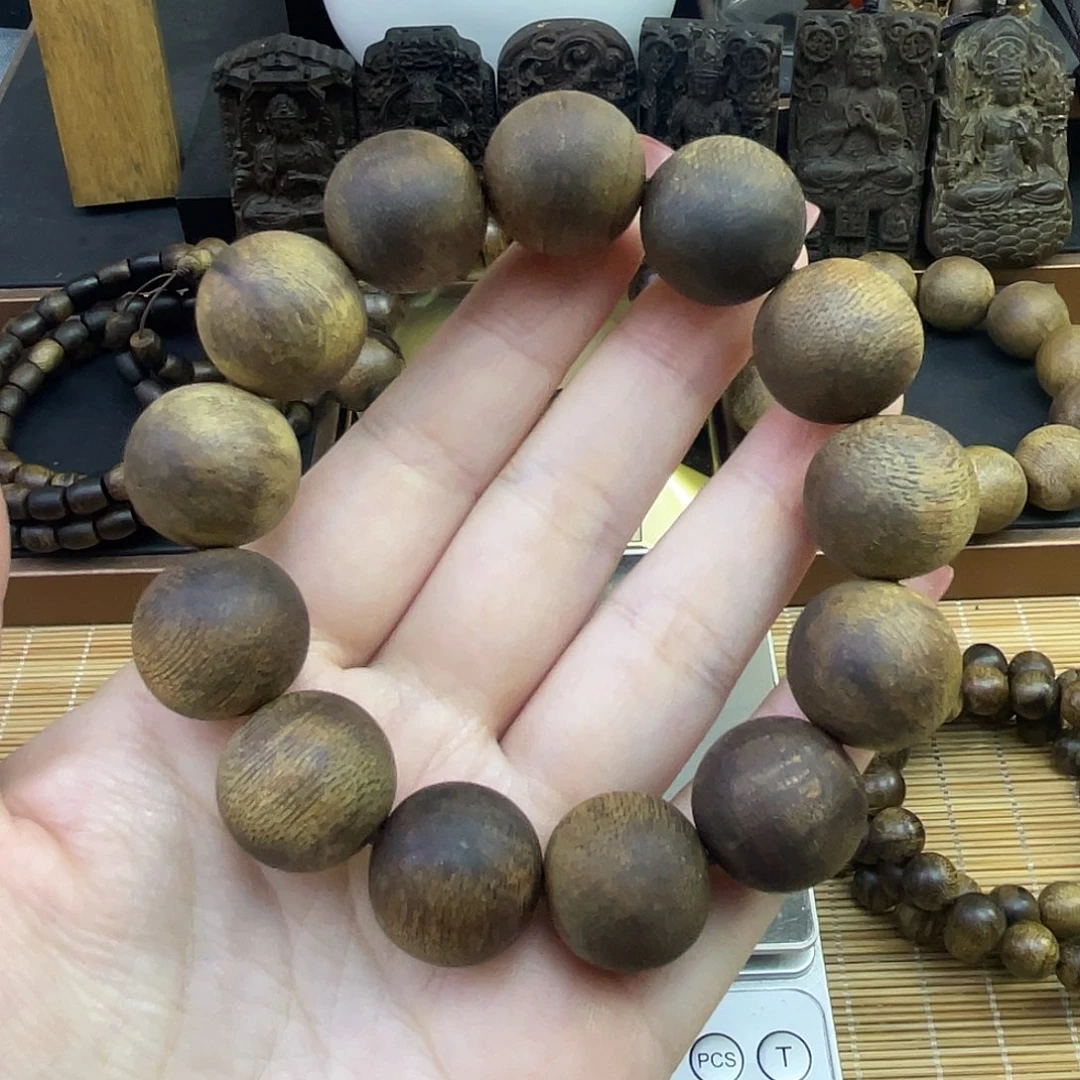 刘***京手串沉香海南绿奇