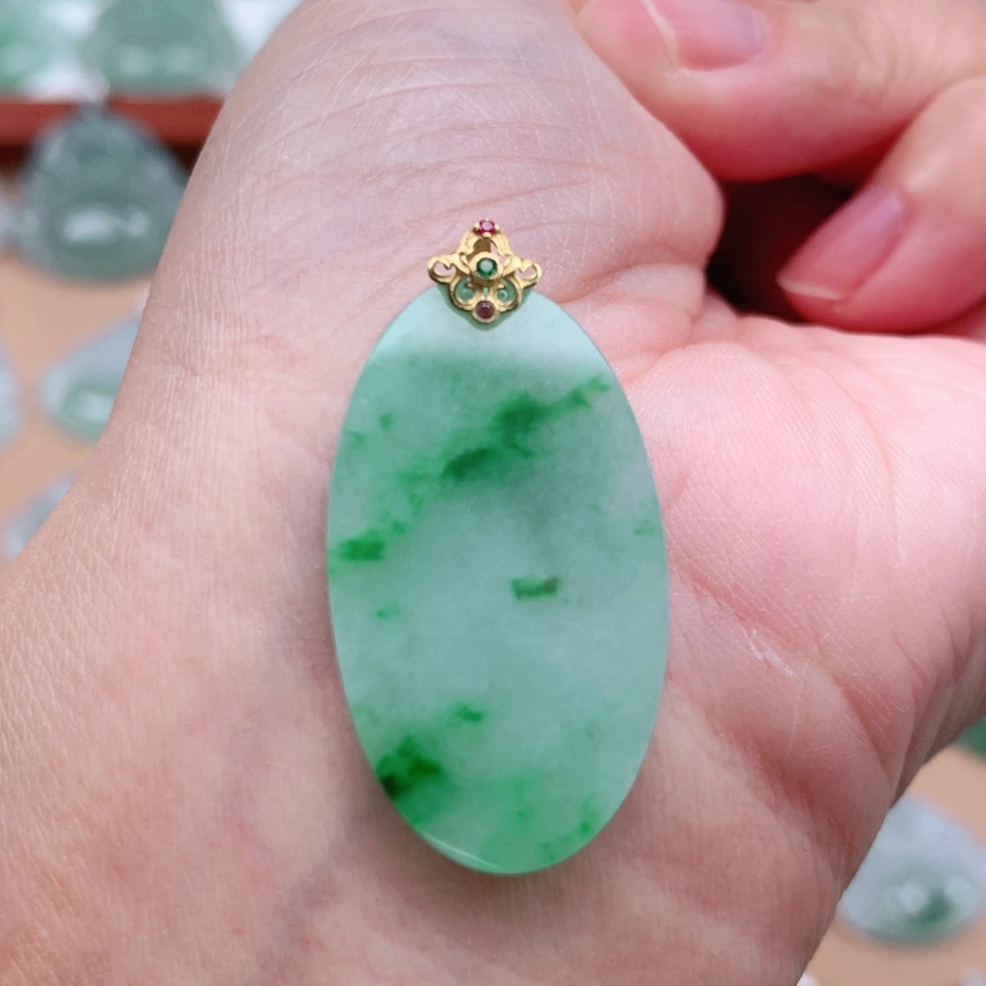 翡翠18K金镶嵌吊坠(不含链)