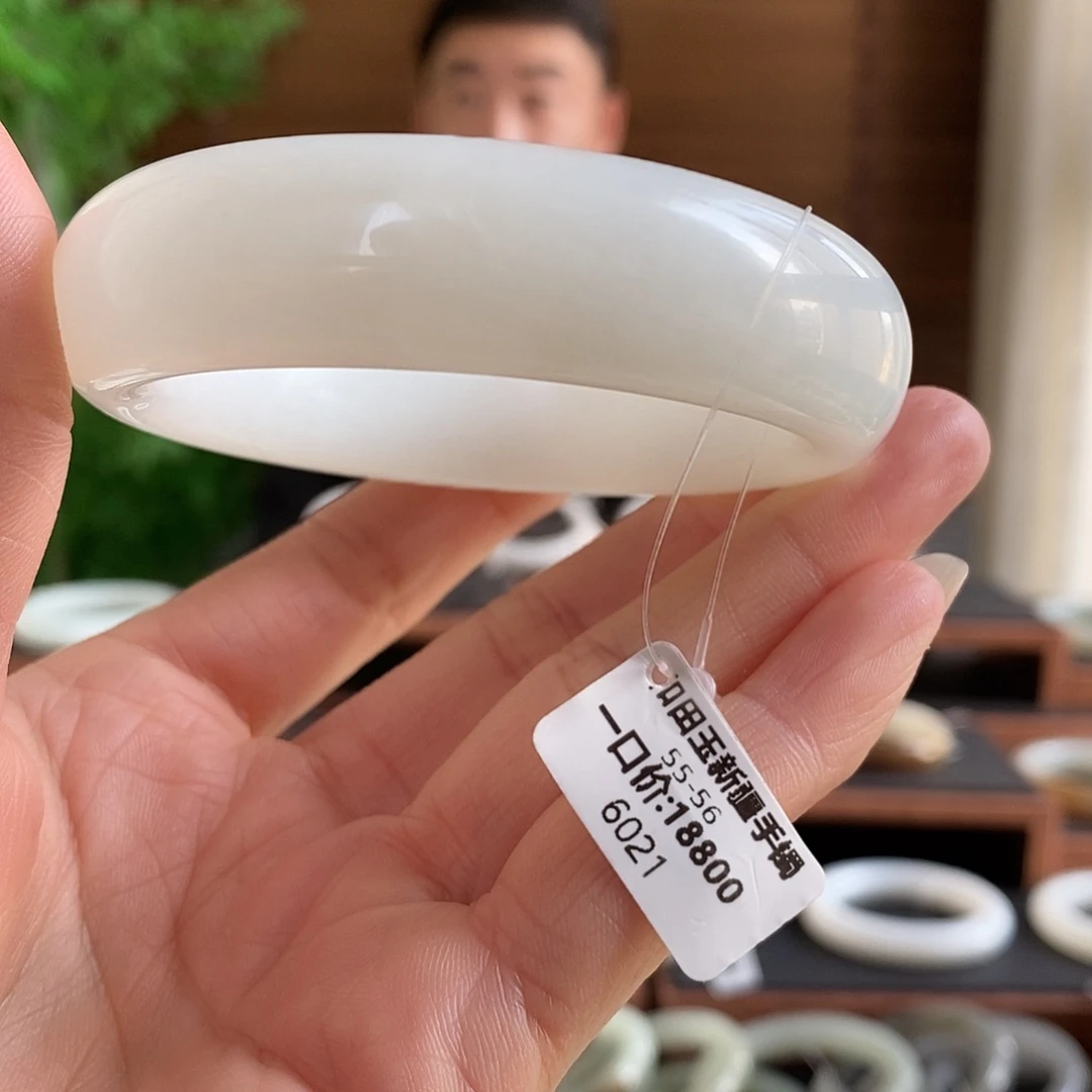 和田玉未镶嵌手镯6021