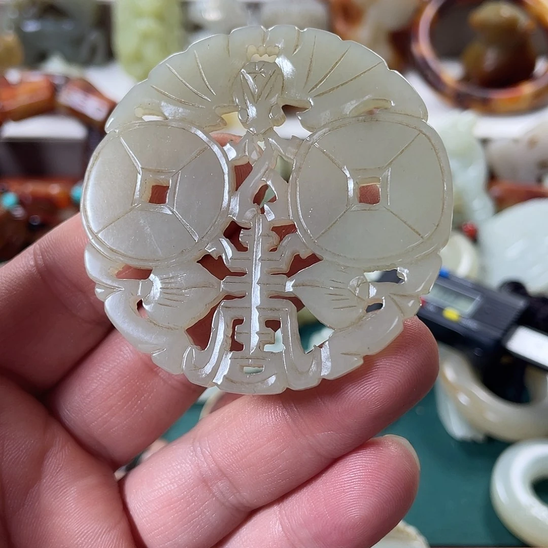 无***宇和田玉未镶嵌颈饰