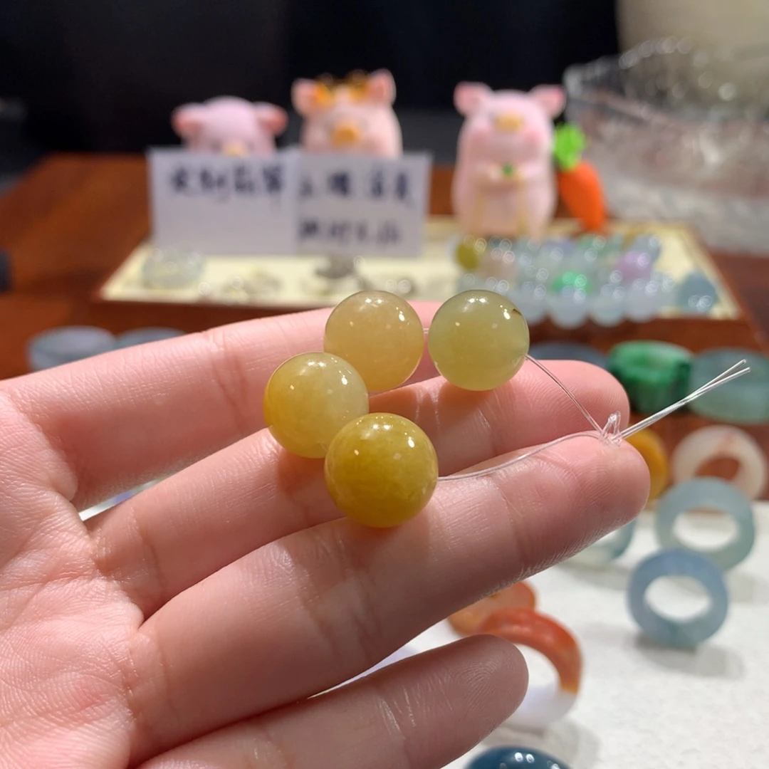 未镶嵌定制翡翠大**产