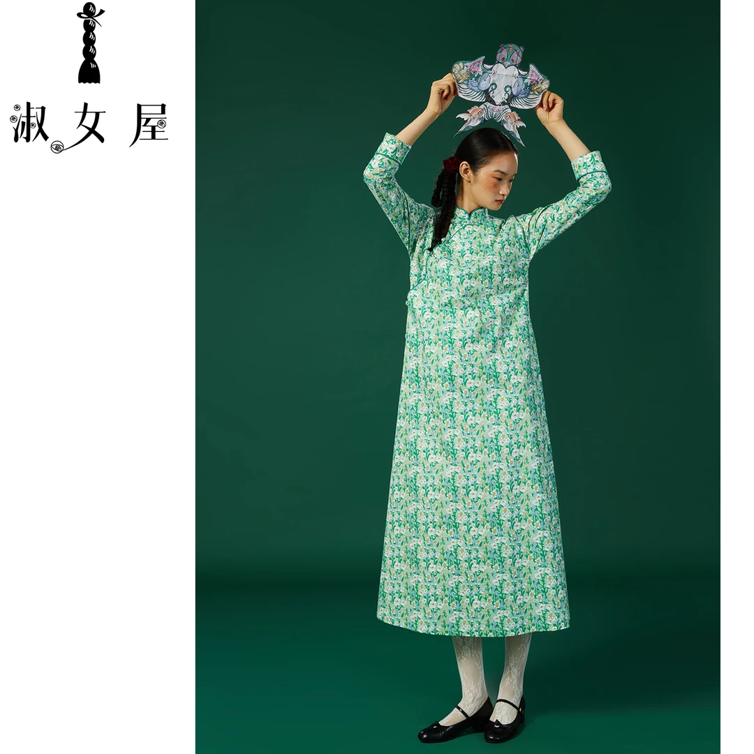 淑女屋官方旗舰店苏州行春桥。新中式连衣裙纯棉长袖小桥流水