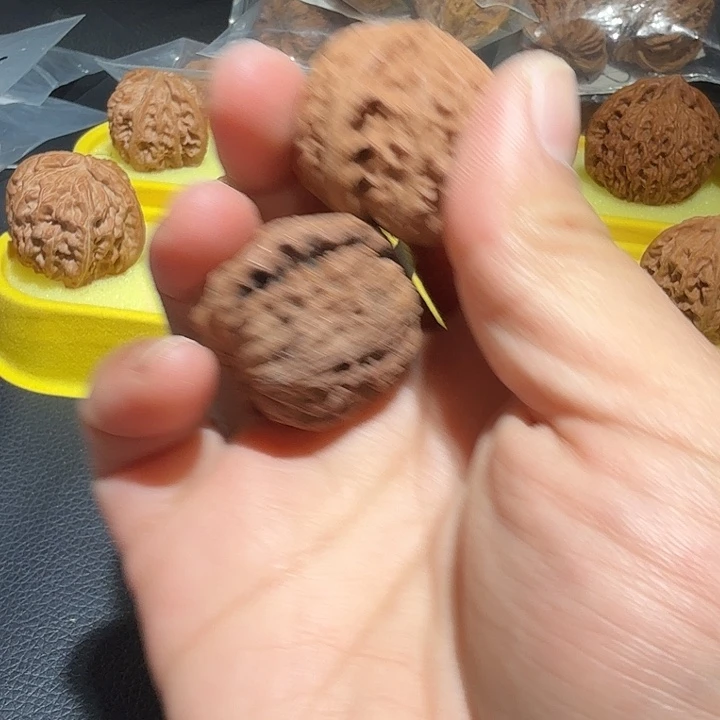 文玩核桃把件白狮子10