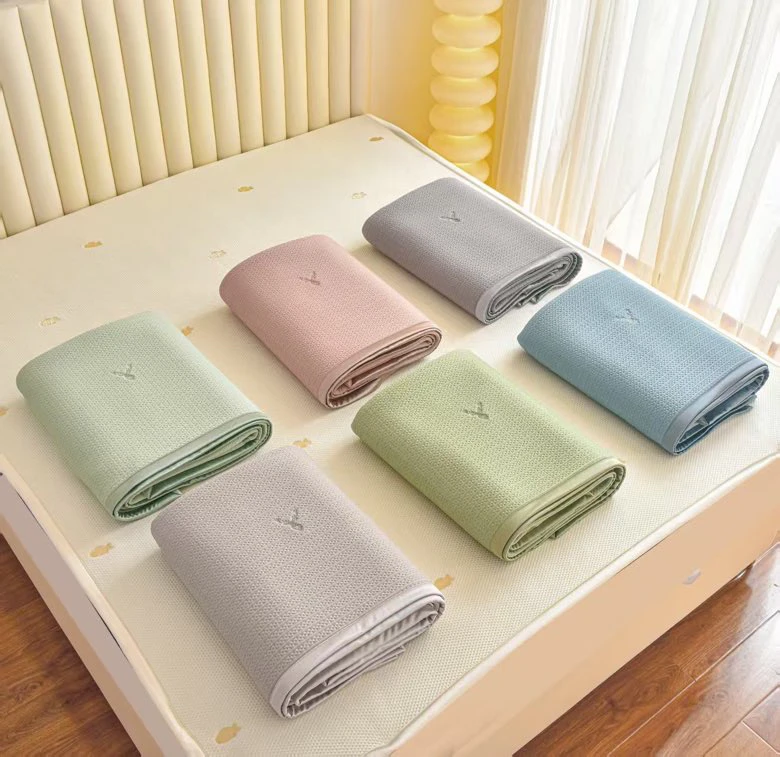 小鹿可水洗冰丝凉席三件套多种尺寸可选择