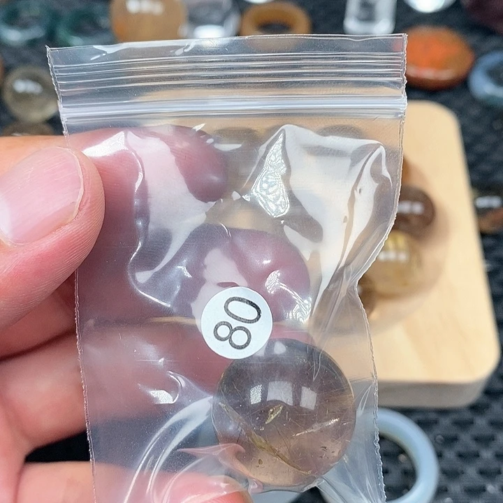 【闪购商品】玛瑙/玉髓颈饰未镶嵌m****贝