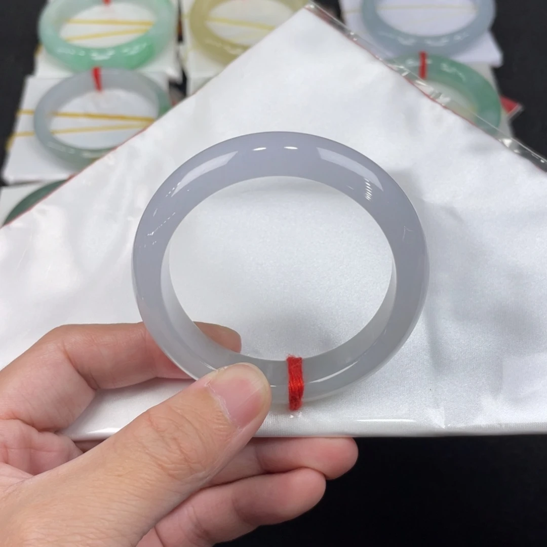 翡翠手镯未镶嵌52.3正圈