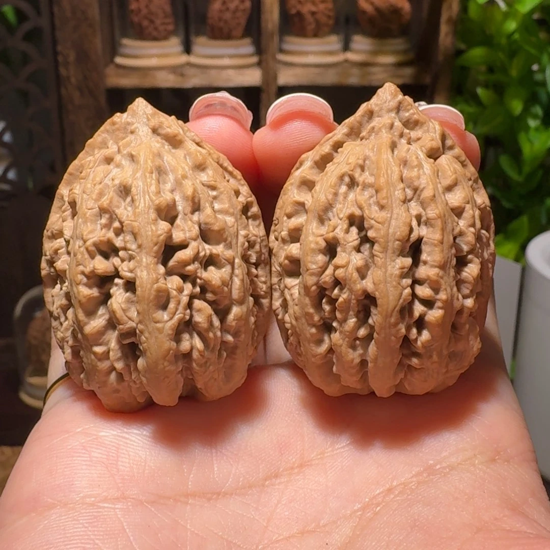 文玩核桃把件豆粒塔