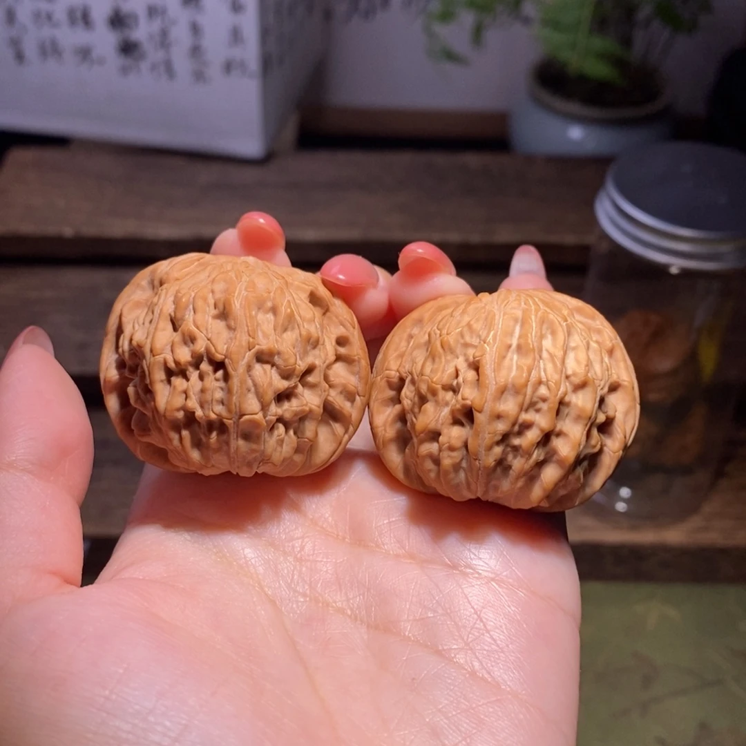 李***i吊坠文玩核桃全品40+房山蝴蝶磨18512