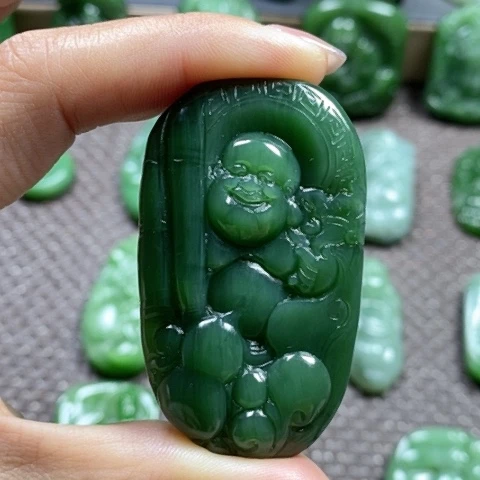 【闪购商品】颈饰未镶嵌和田玉