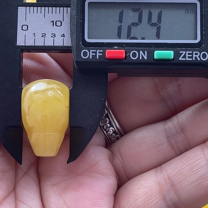 未镶嵌蜜蜡裸石47杂