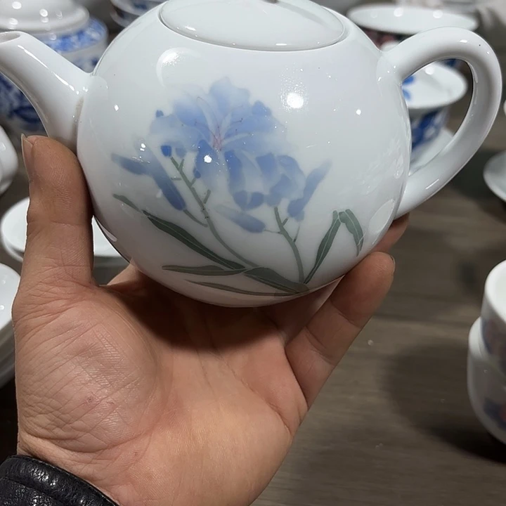 陶莲茶壶，茶壶，茶壶，茶壶，茶壶