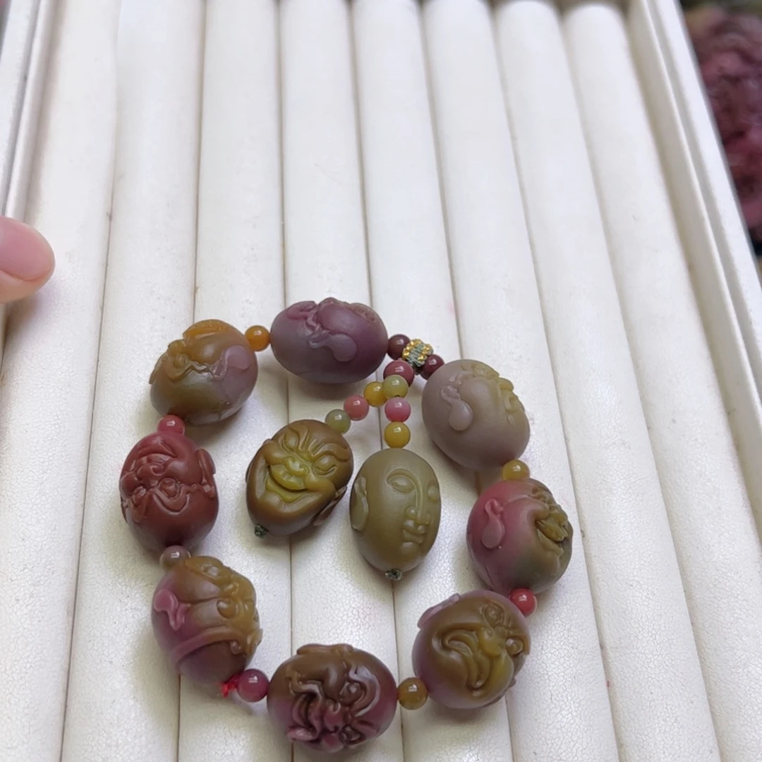 玛瑙/玉髓手串未镶嵌静*?