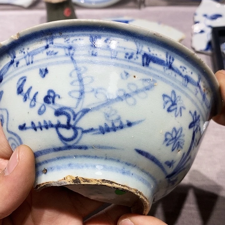 金5****6铜精品瓷片标本