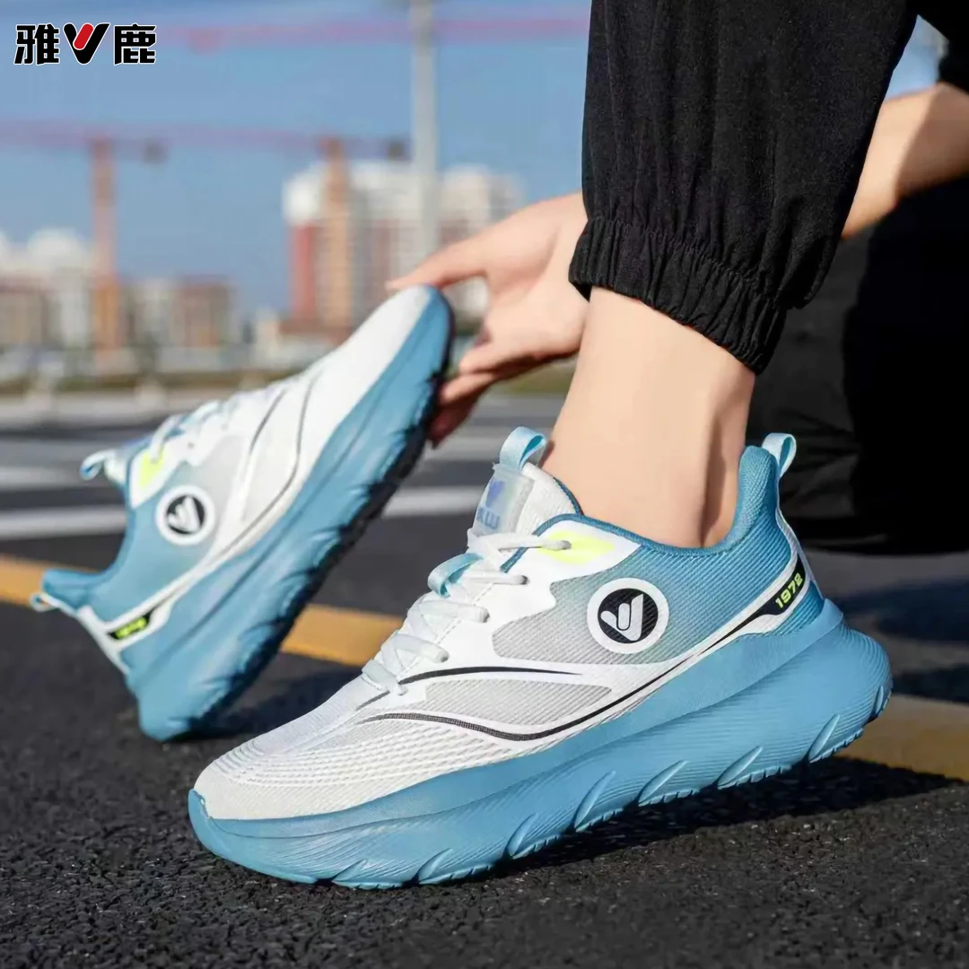 雅鹿秋冬运动鞋男女同款加厚休闲轻跑鞋透气不闷脚百搭潮鞋Y601言