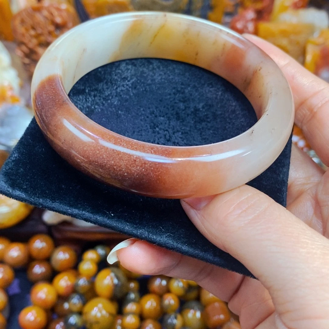 未镶嵌石英质玉（黄龙玉）吊坠(不含链)