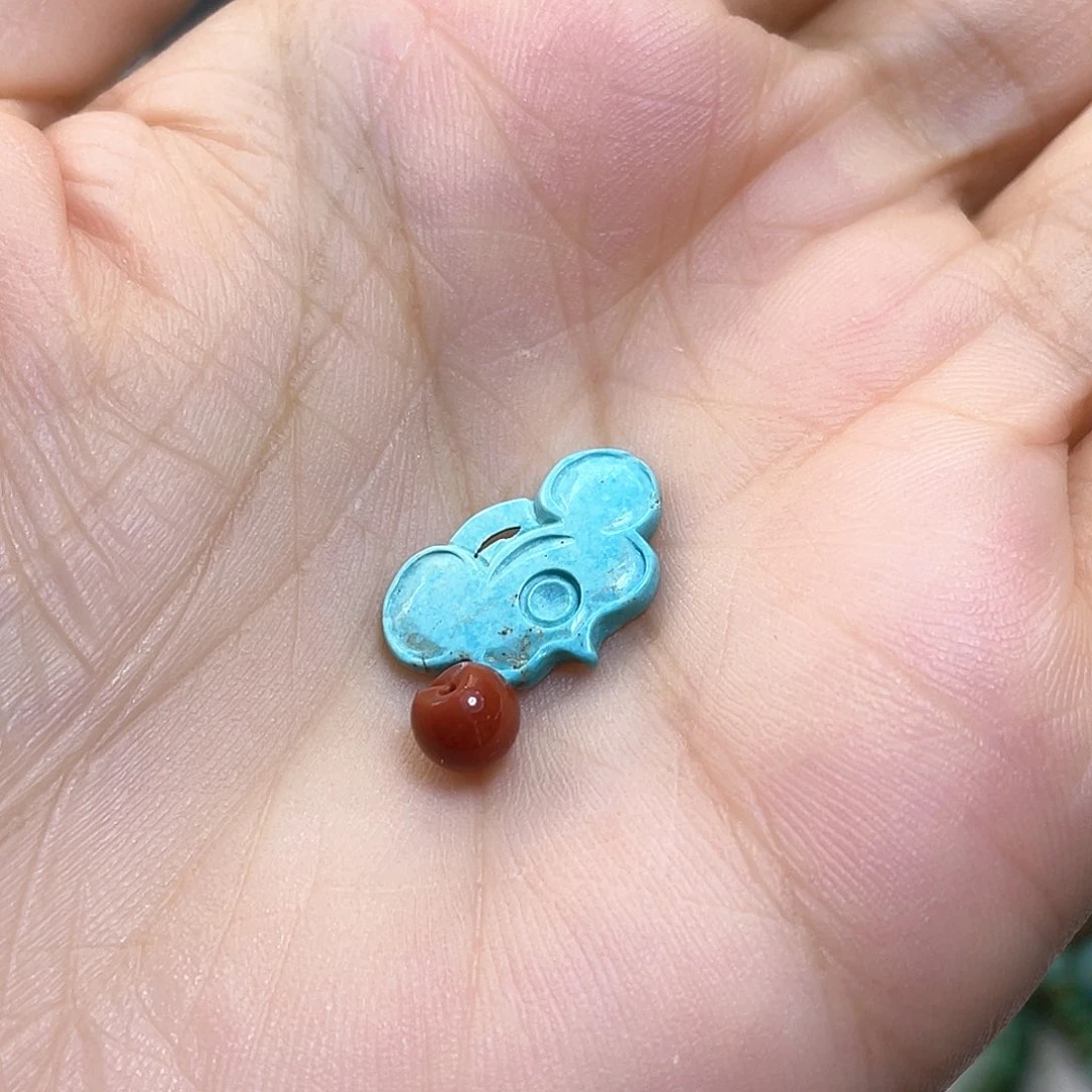 南红玛瑙配饰未镶嵌